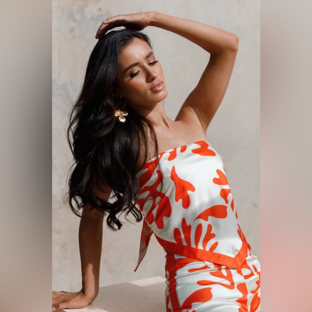 ISO Akeli Scarf Top - Orange Botanica